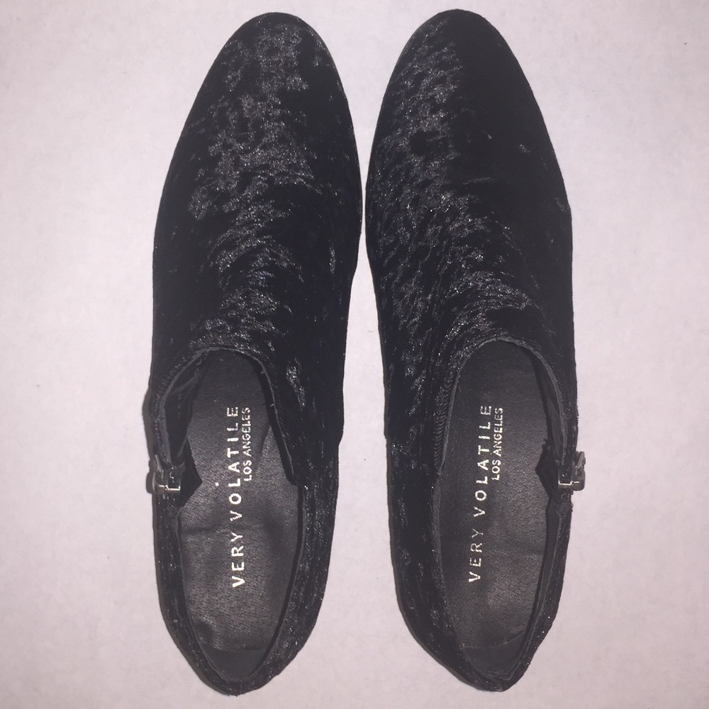 Crush Velvet/ velour ankle Booties - Picture 2 of 8